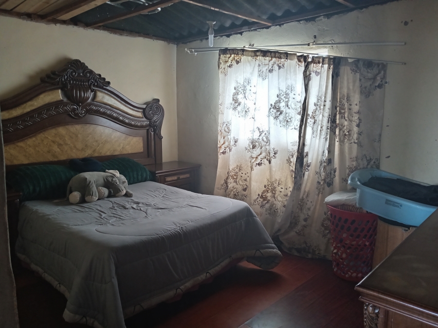 2 Bedroom Property for Sale in Kwa Nobuhle Eastern Cape